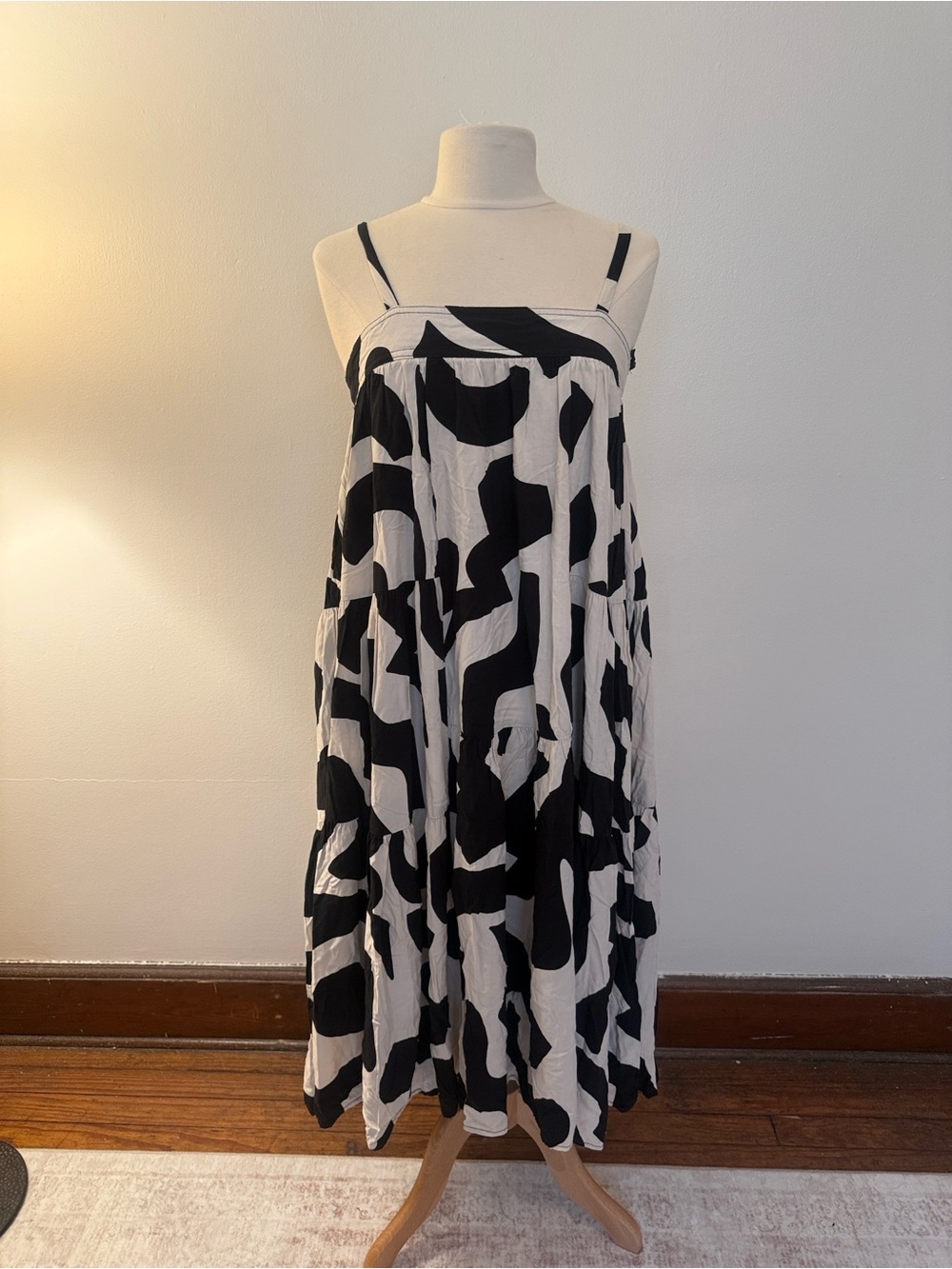 Black & White Abstract Print Maxi Dress with Spaghetti Straps